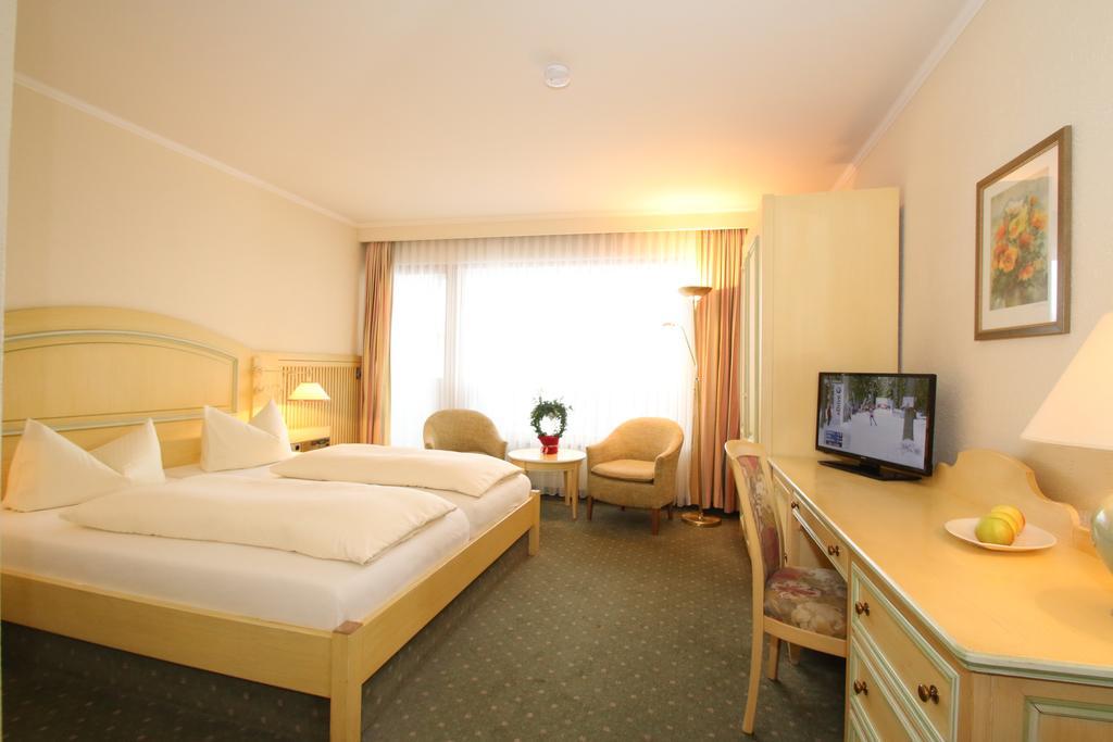 Todnauerberg Hotel Im Schwarzwald トートナウベルク 部屋 写真